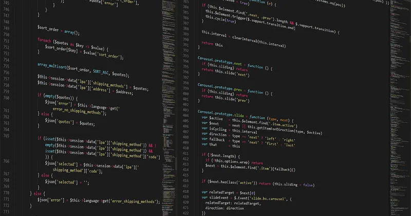 Comment minifier concrètement : outils et chaîne de build