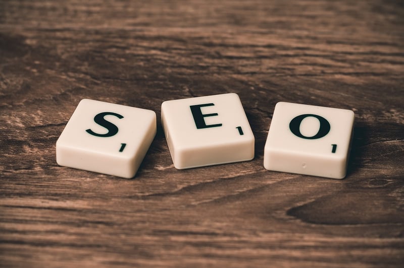 Optimiser le SEO de votre site web en 2026 : stratégies incontournables à découvrir
